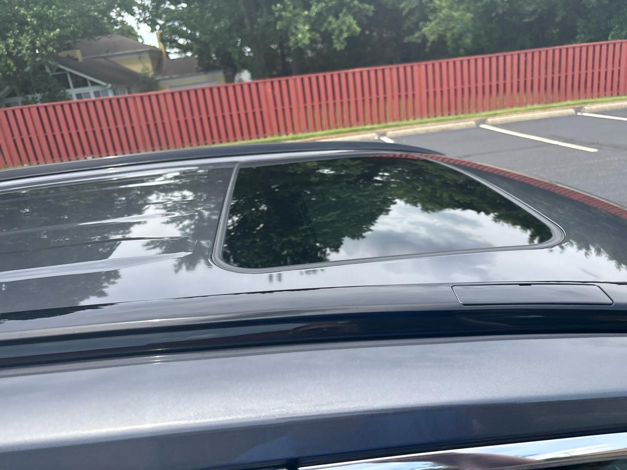 Toyota RAV4 XLE Premium AWD (Natl) 2021