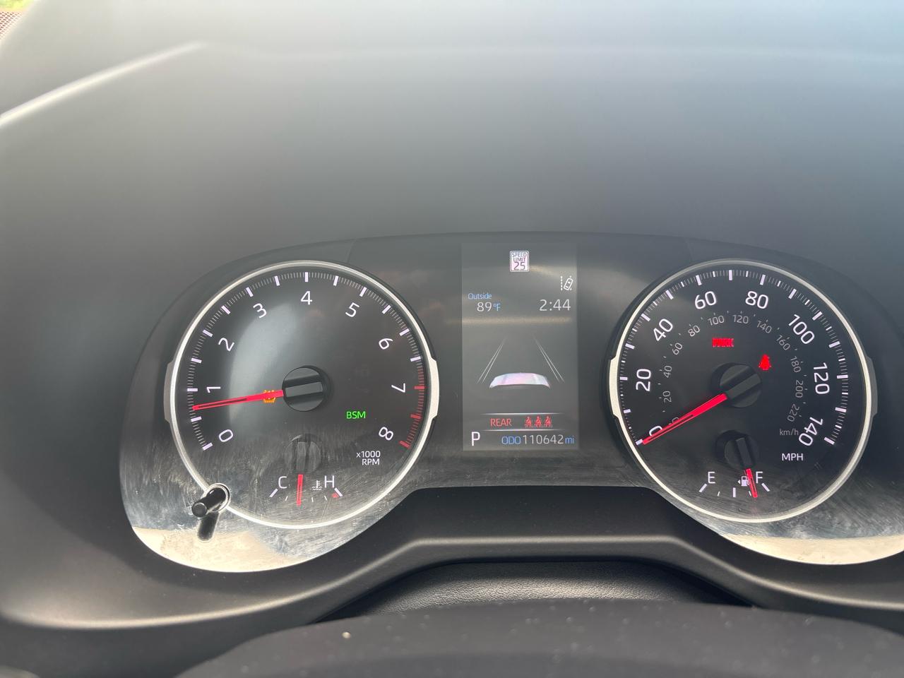 Toyota RAV4 XLE Premium AWD (Natl) 2021