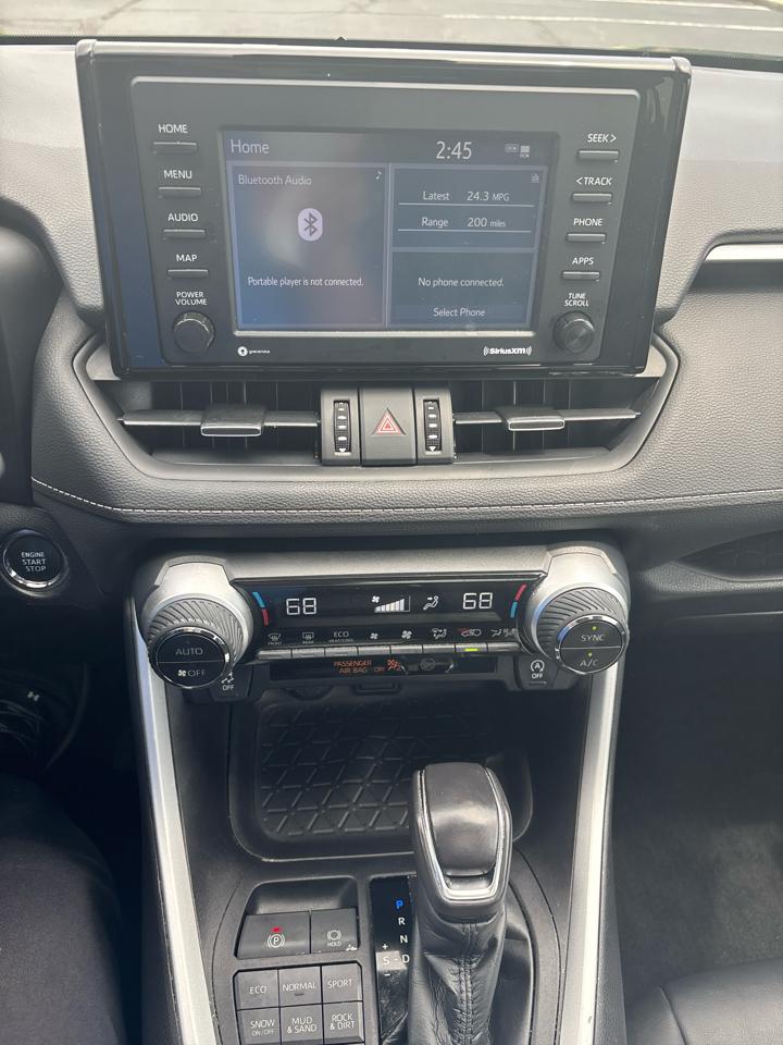 Toyota RAV4 XLE Premium AWD (Natl) 2021