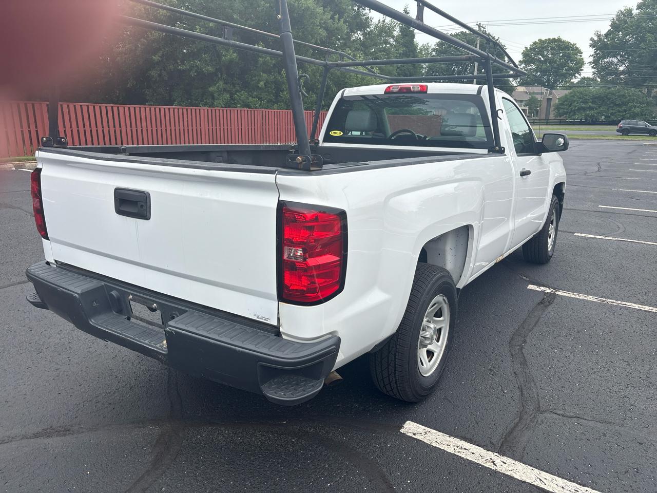 Chevrolet Silverado 1500 2WD Reg Cab 133.0" Work Truck w/1WT 2014