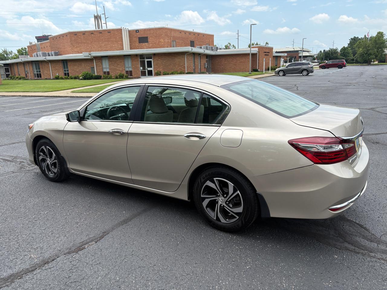 Honda Accord Sedan 4dr I4 CVT LX 2016