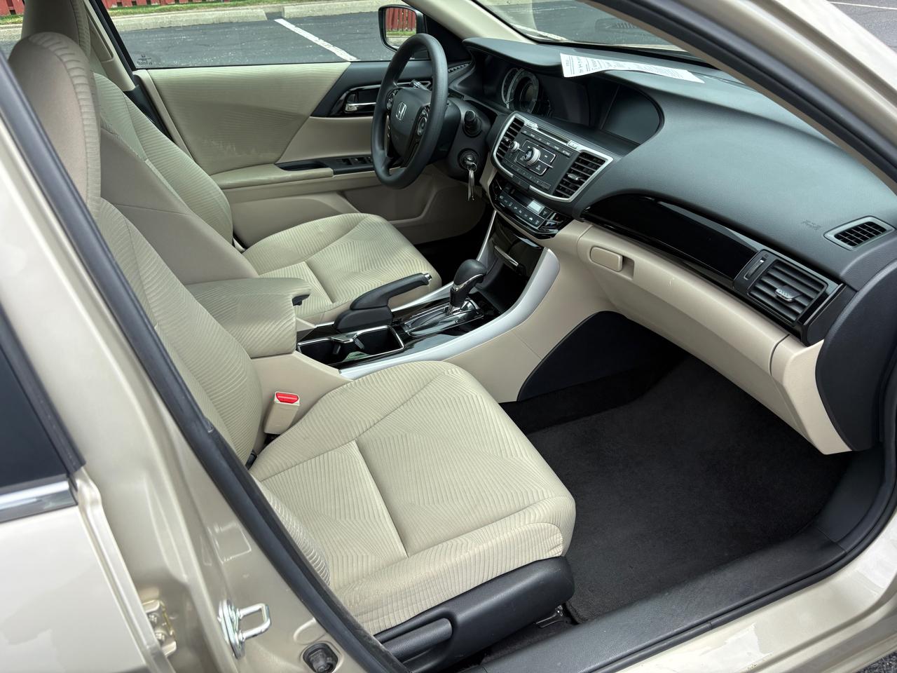 Honda Accord Sedan 4dr I4 CVT LX 2016