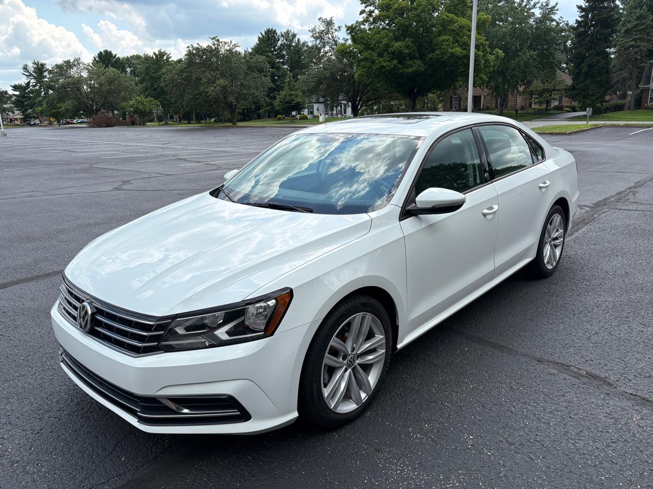 Volkswagen Passat 2.0T Wolfsburg Edition Auto 2019