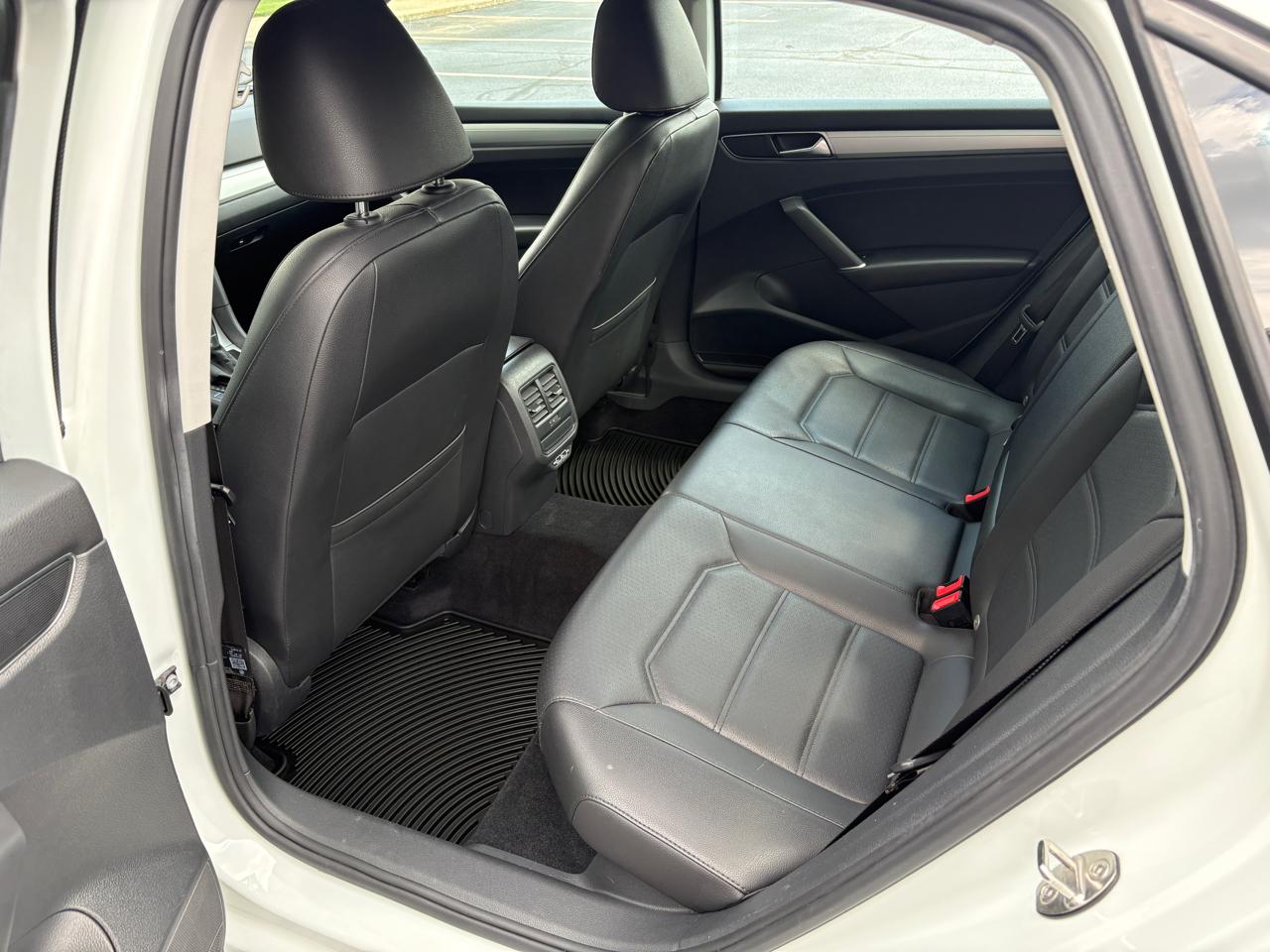 Volkswagen Passat 2.0T Wolfsburg Edition Auto 2019
