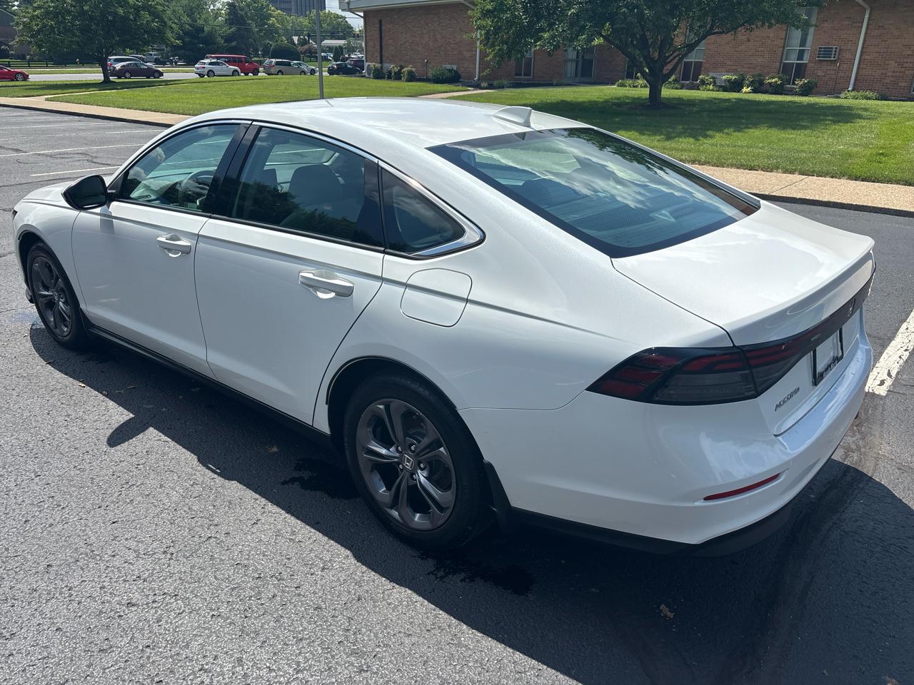 Honda Accord Sedan EX CVT 2023