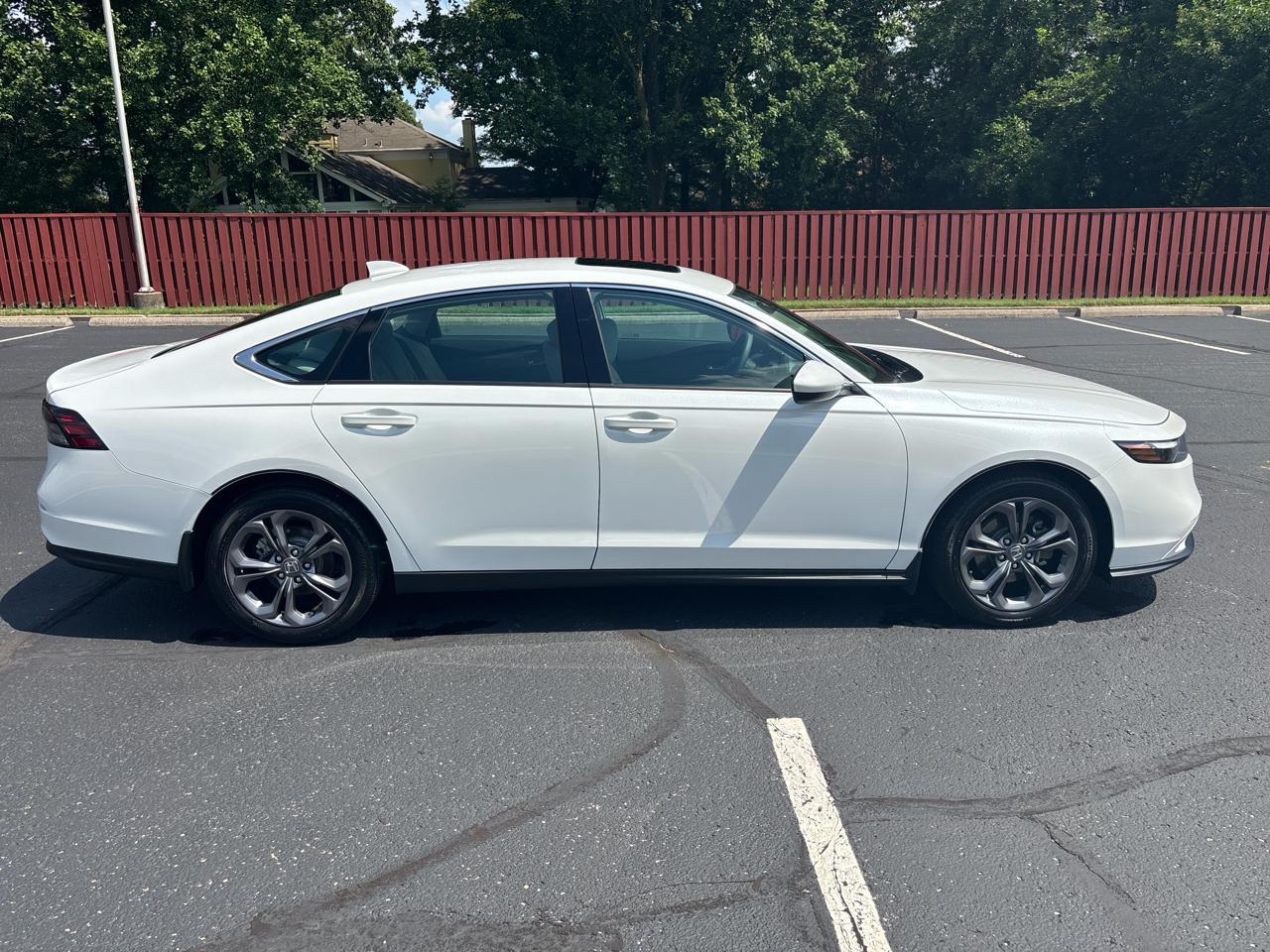 Honda Accord Sedan EX CVT 2023