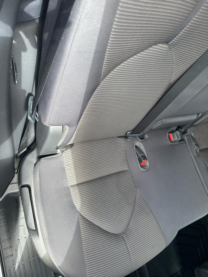 Toyota Highlander LE 4D SUV FWD 2023