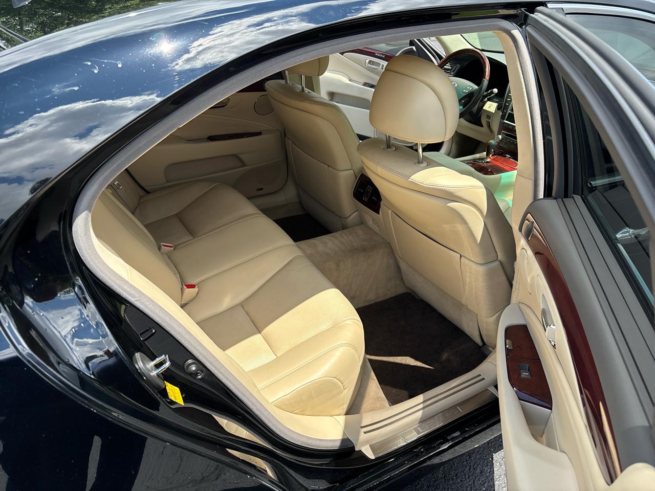 Lexus LS 460 4dr Sdn L RWD 2012