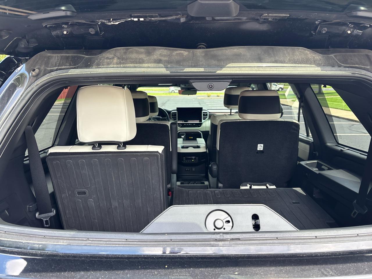 Toyota Sequoia Capstone 4WD (Natl) 2024