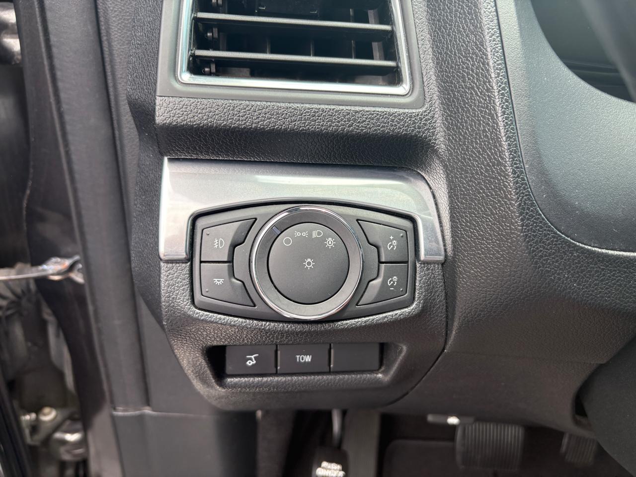 Ford Explorer Limited FWD 2019