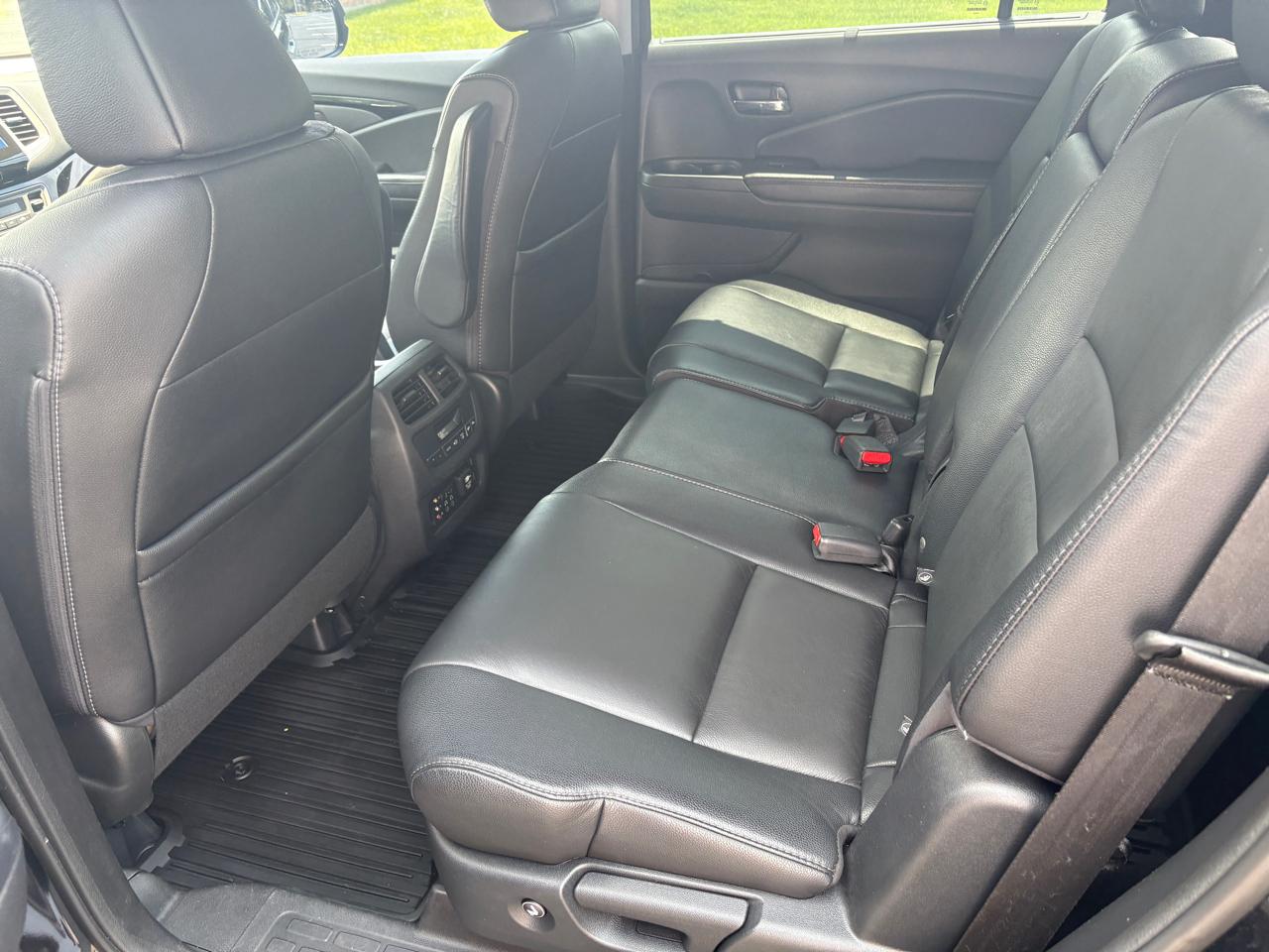 Honda Pilot Touring 2WD 2017