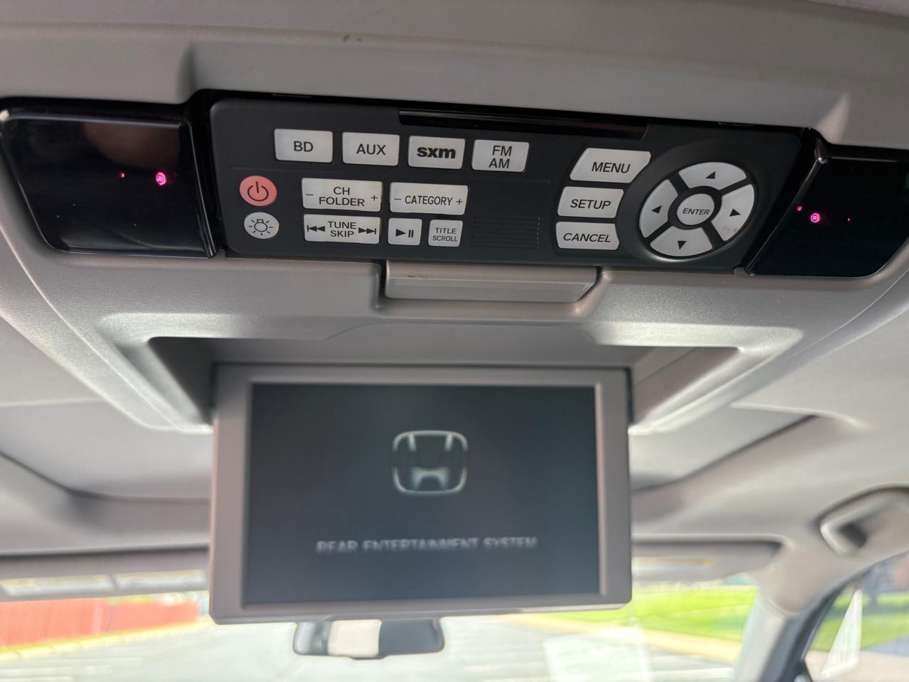 Honda Pilot Touring 2WD 2017