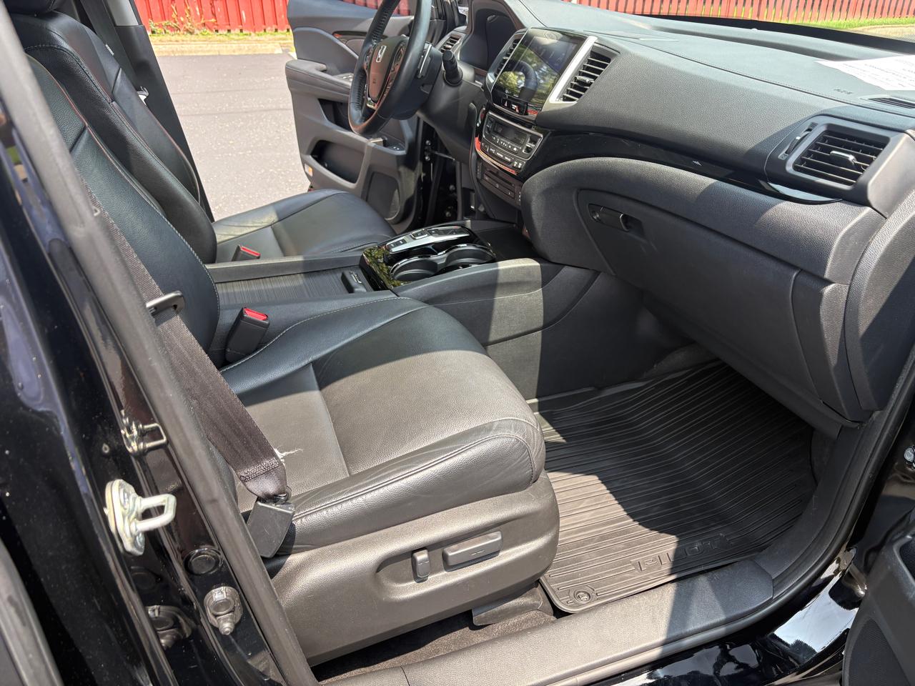 Honda Pilot Touring 2WD 2017