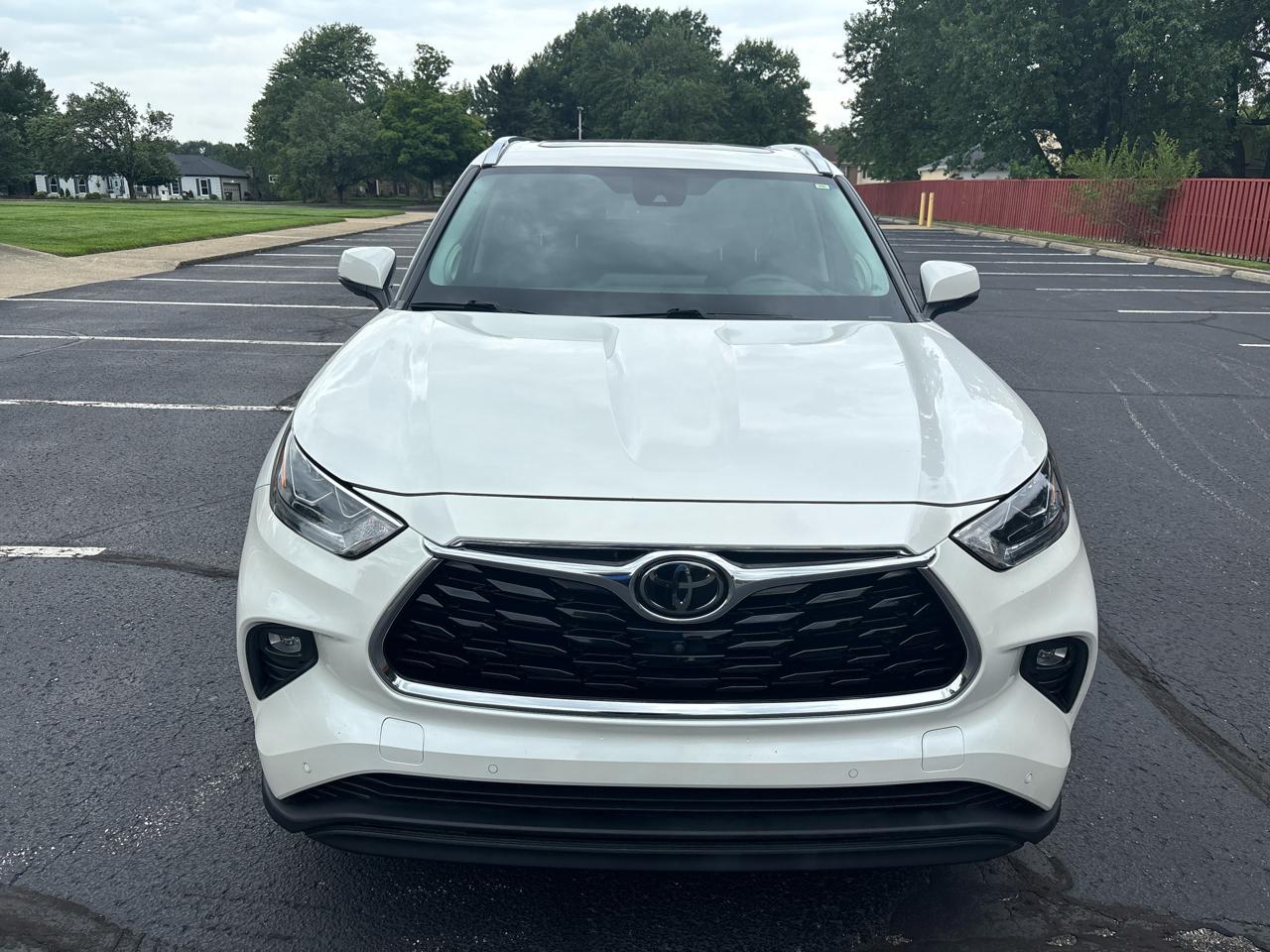 Toyota Highlander Limited AWD (Natl) 2021