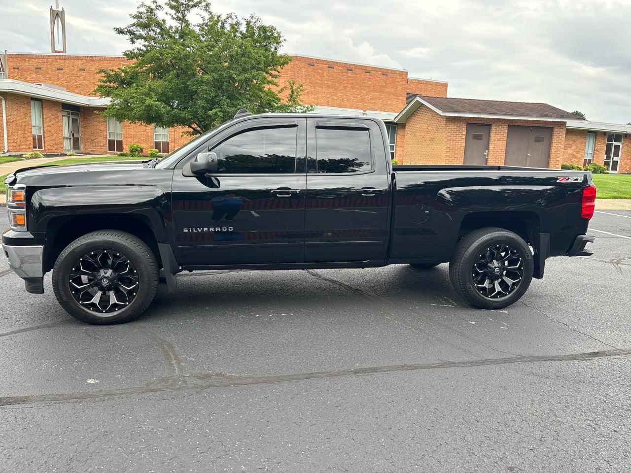 Chevrolet Silverado 1500 4WD Double Cab 143.5" LT w/2LT 2015