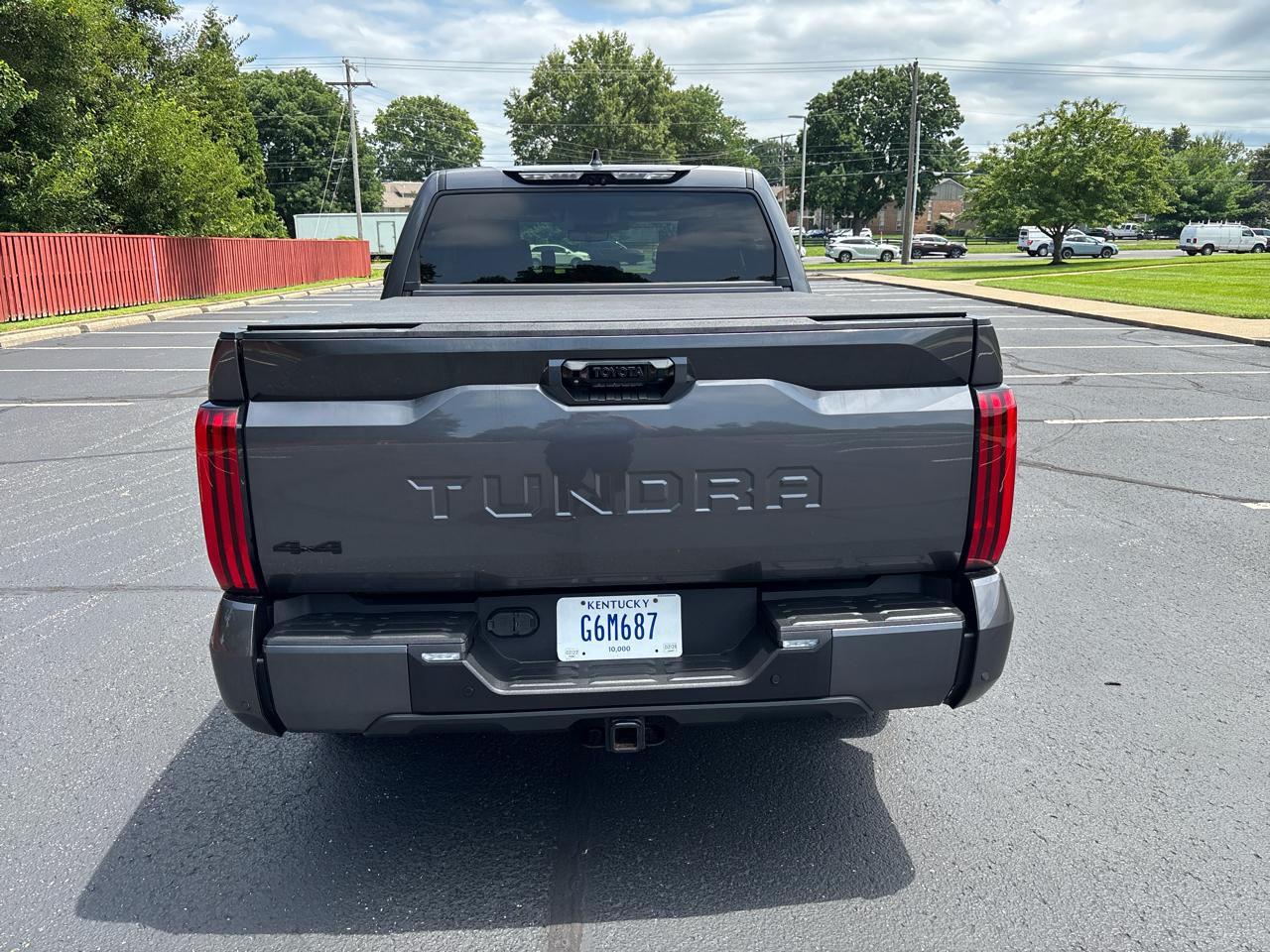 Toyota Tundra 4WD SR5 CrewMax 5.5' Bed (Natl) 2023