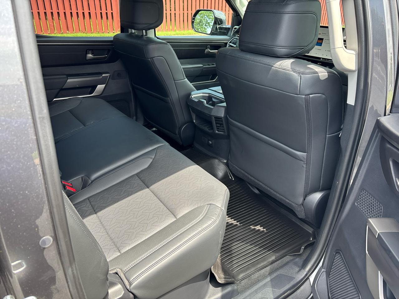 Toyota Tundra 4WD SR5 CrewMax 5.5' Bed (Natl) 2023