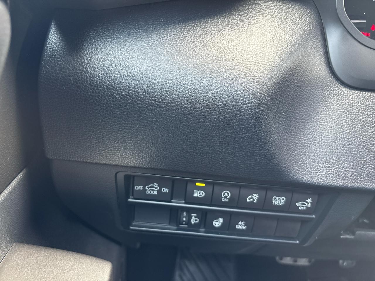 Toyota Tundra 4WD SR5 CrewMax 5.5' Bed (Natl) 2023