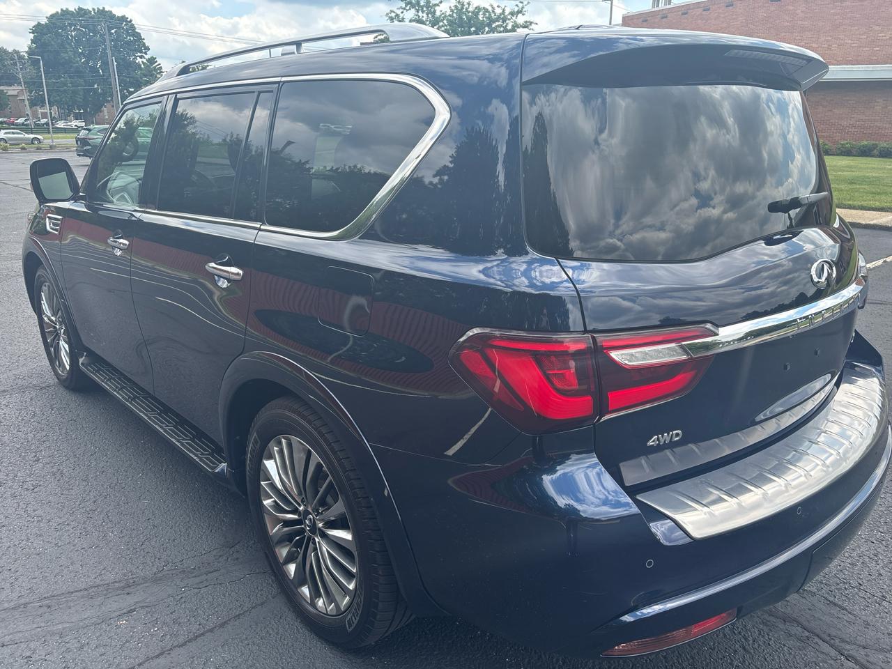 Infiniti QX80 SENSORY AWD 2021