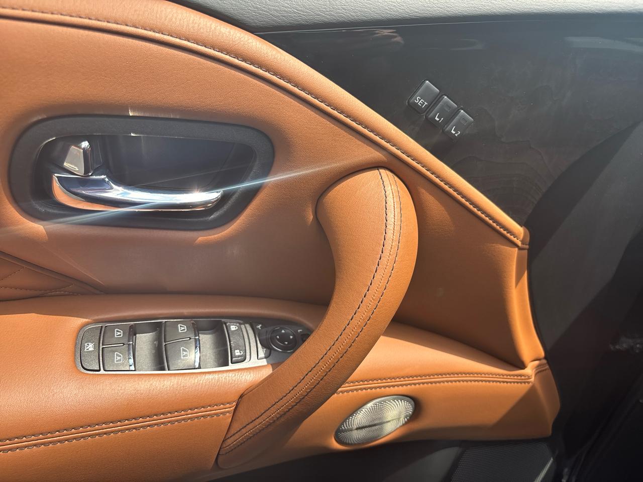 Infiniti QX80 SENSORY AWD 2021