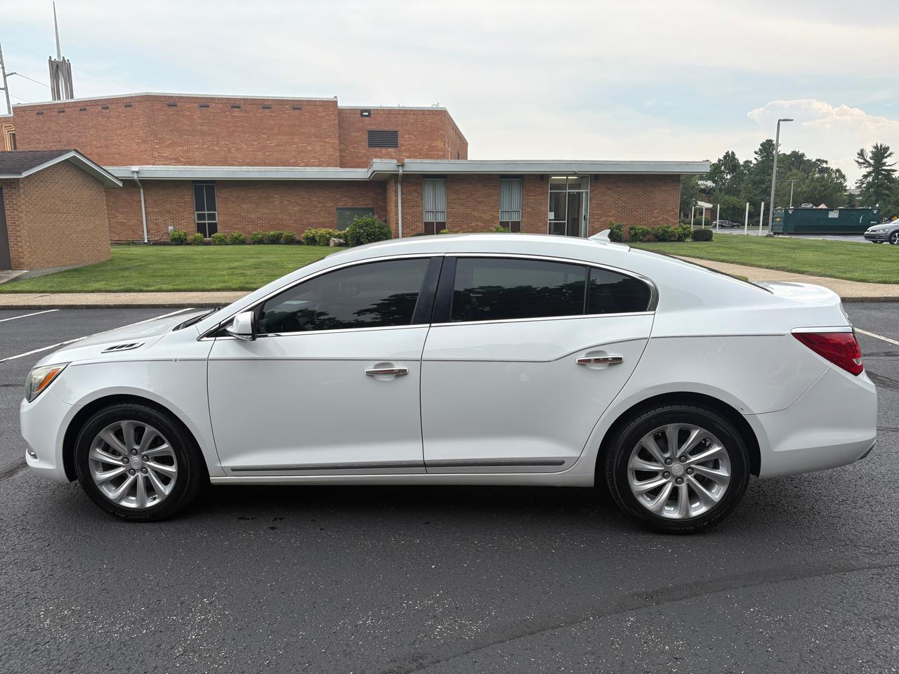 Buick LaCrosse 4dr Sdn Leather FWD 2014