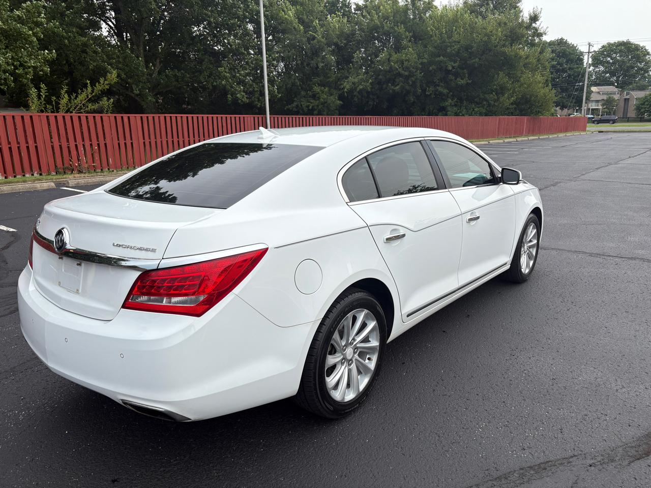 Buick LaCrosse 4dr Sdn Leather FWD 2014