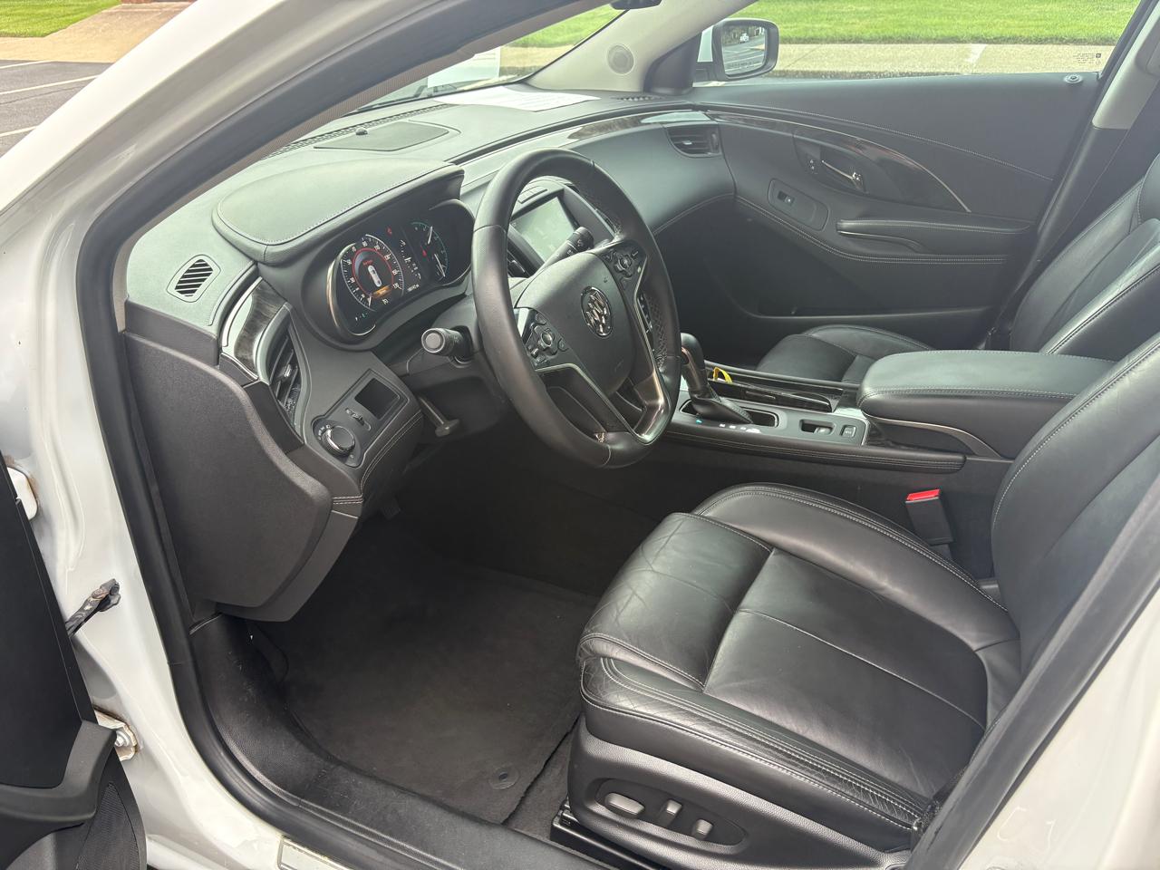Buick LaCrosse 4dr Sdn Leather FWD 2014