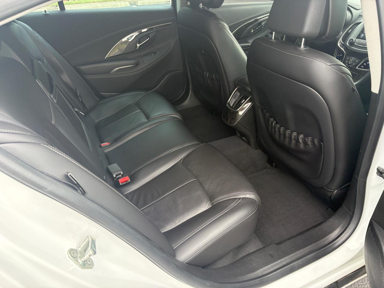 Buick LaCrosse 4dr Sdn Leather FWD 2014