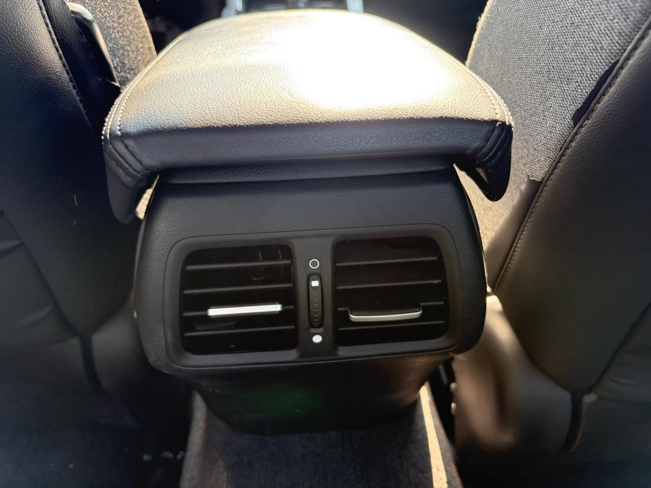 Acura TSX 4dr Sdn I4 Auto 2012