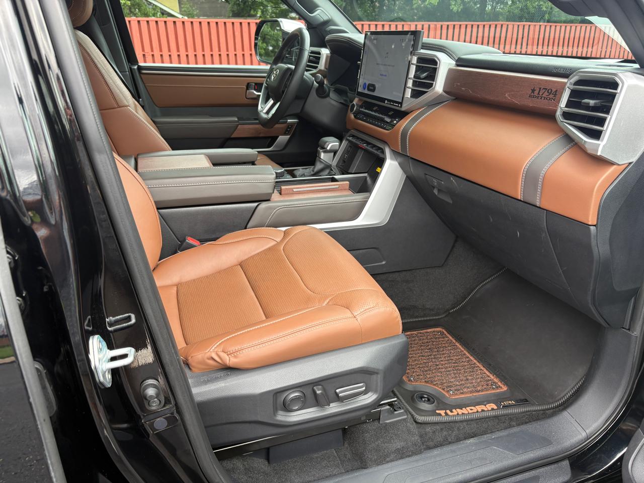 Toyota Tundra 4WD 1794 Edition CrewMax 5.5' Bed (Natl) 2023