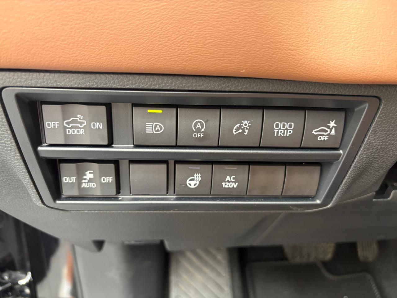 Toyota Tundra 4WD 1794 Edition CrewMax 5.5' Bed (Natl) 2023