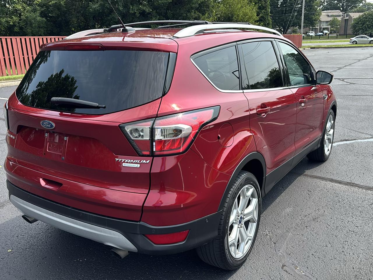 Ford Escape Titanium FWD 2017