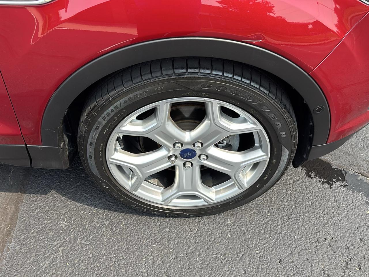 Ford Escape Titanium FWD 2017