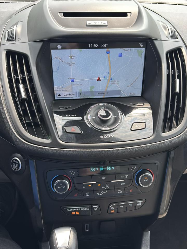 Ford Escape Titanium FWD 2017