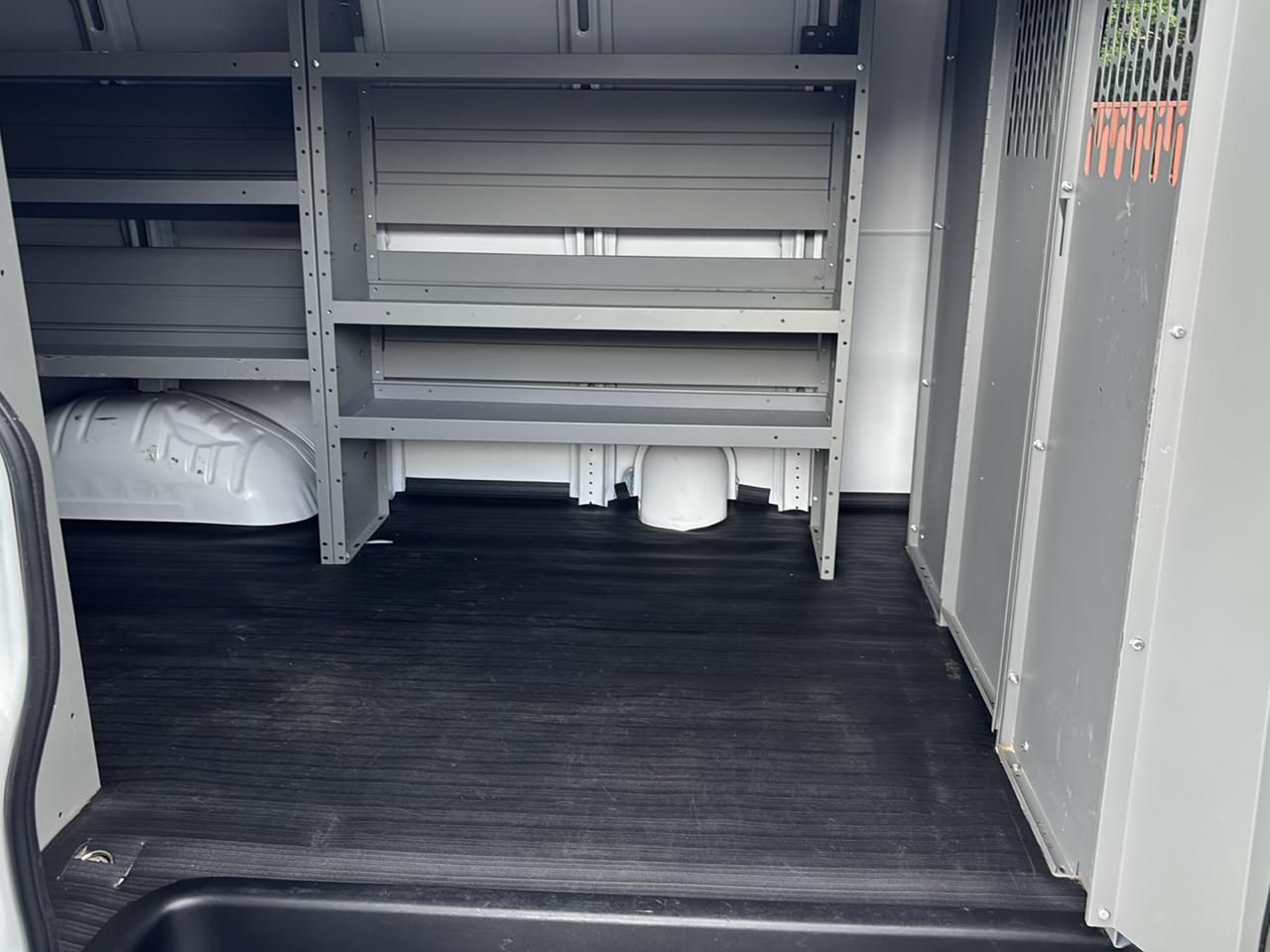 Chevrolet Express Cargo Van RWD 2500 135" 2025