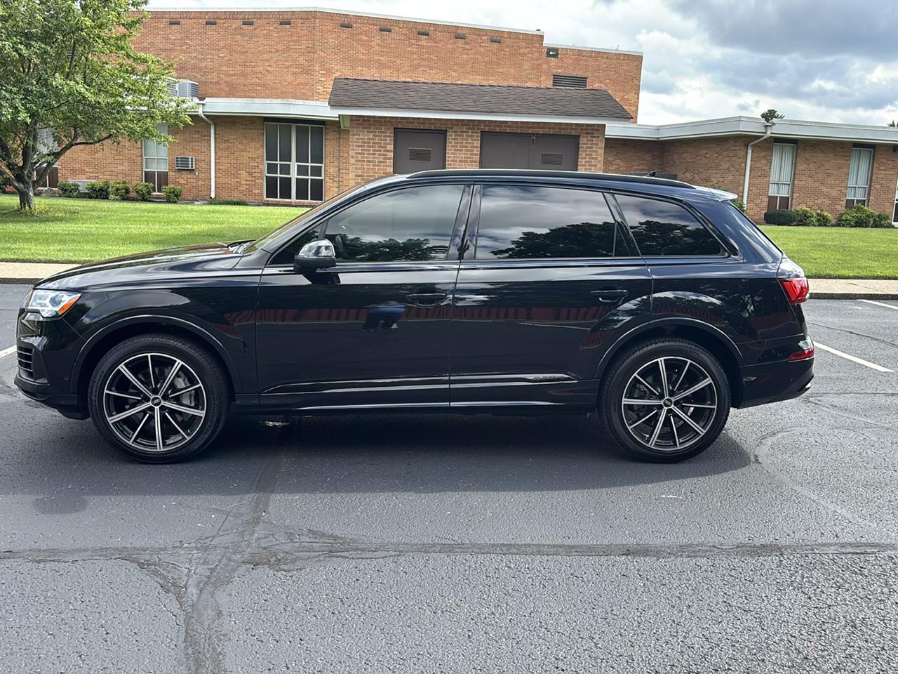 Audi Q7 Premium Plus 55 TFSI quattro 2021