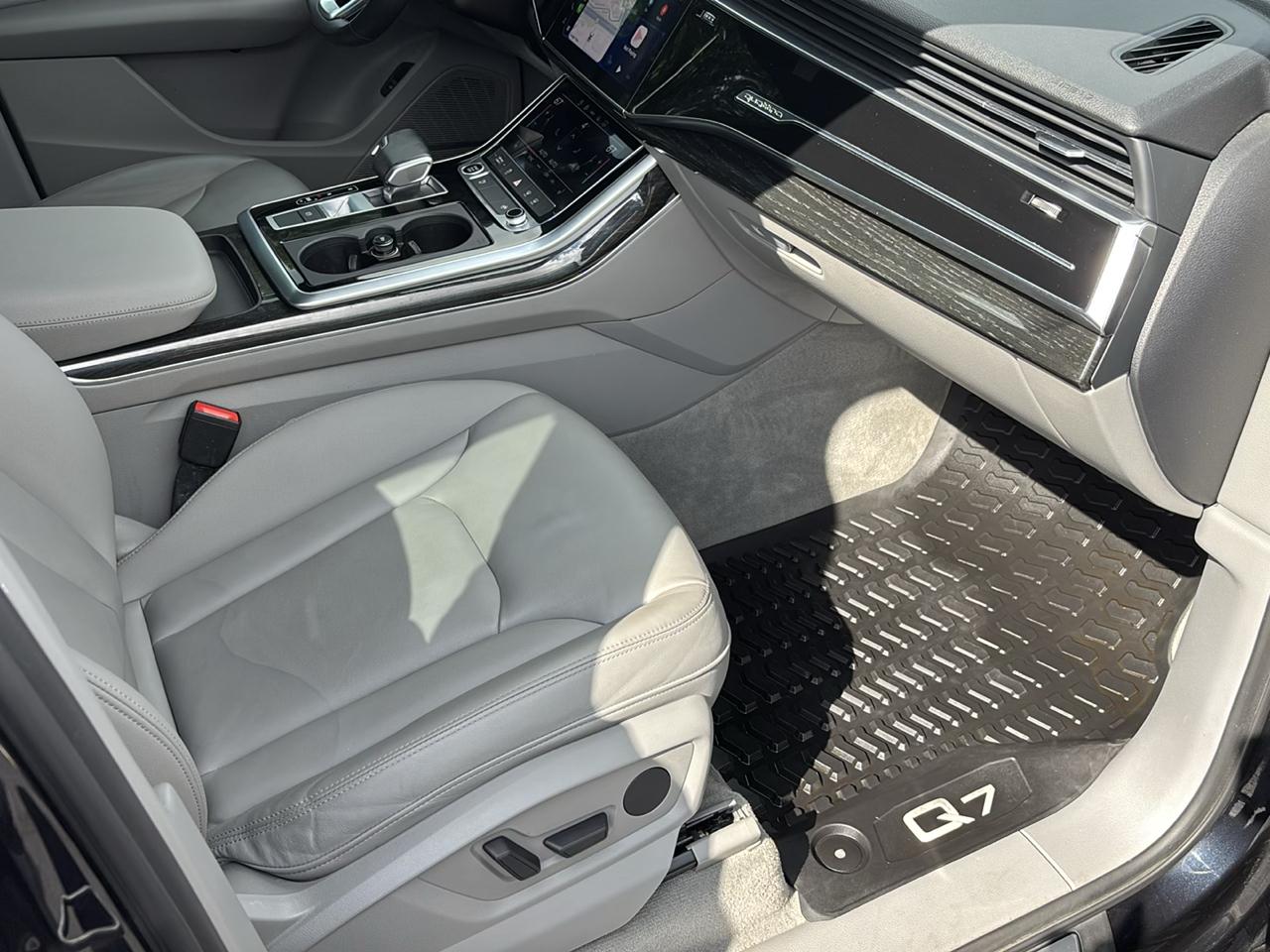 Audi Q7 Premium Plus 55 TFSI quattro 2021