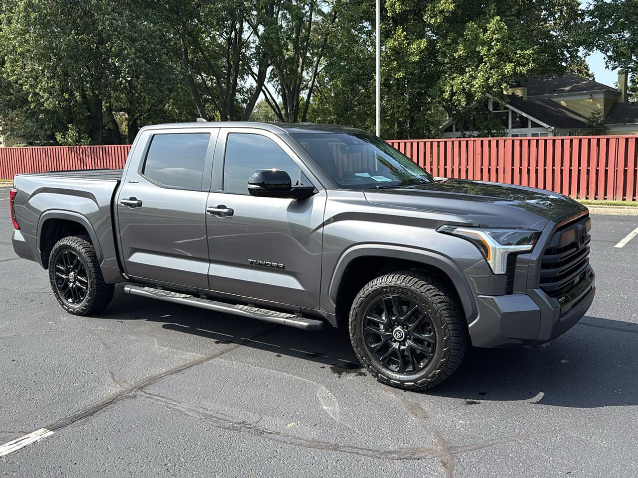 Toyota Tundra 4WD Platinum CrewMax 5.5' Bed (Natl) 2024