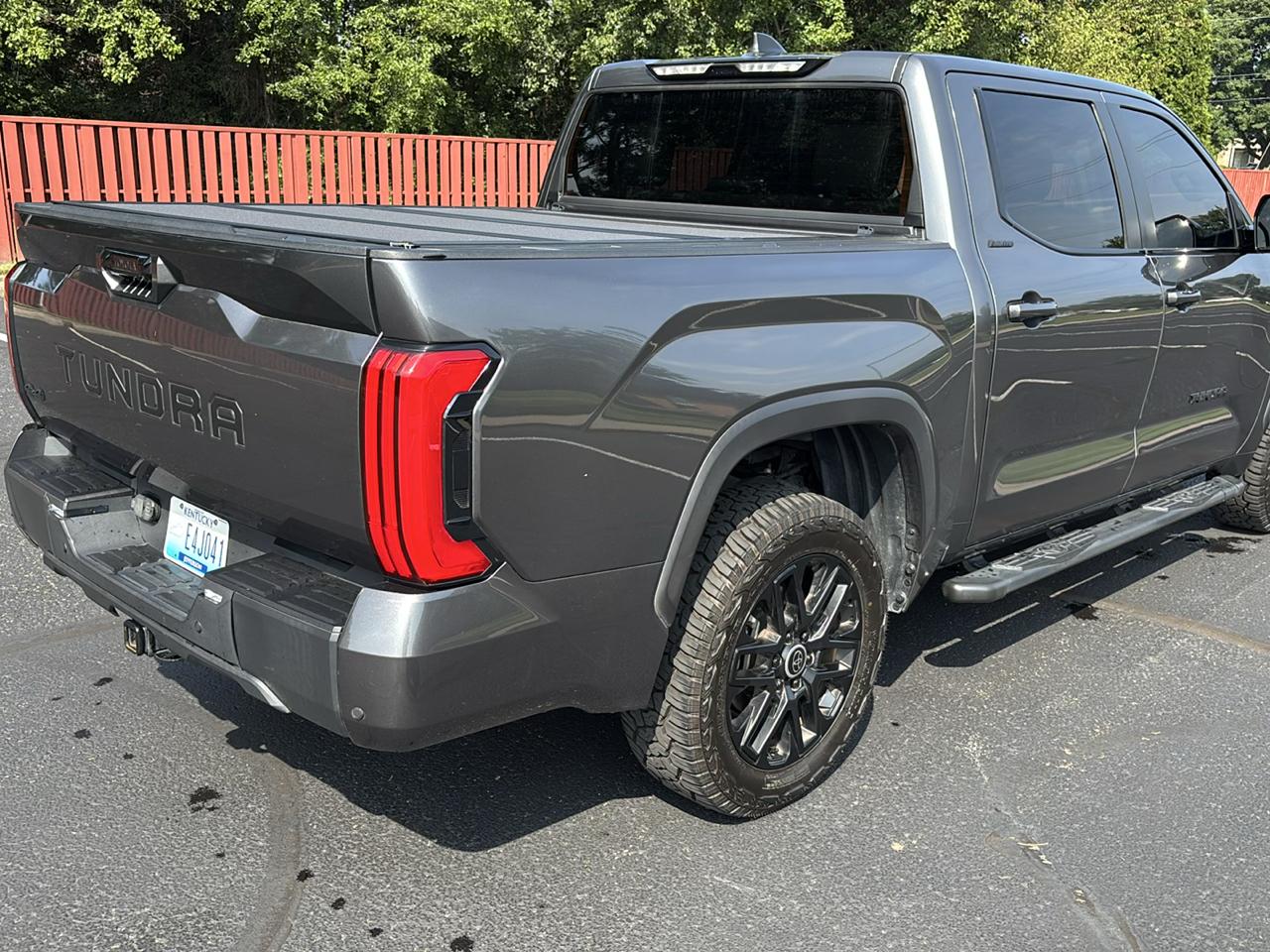 Toyota Tundra 4WD Platinum CrewMax 5.5' Bed (Natl) 2024