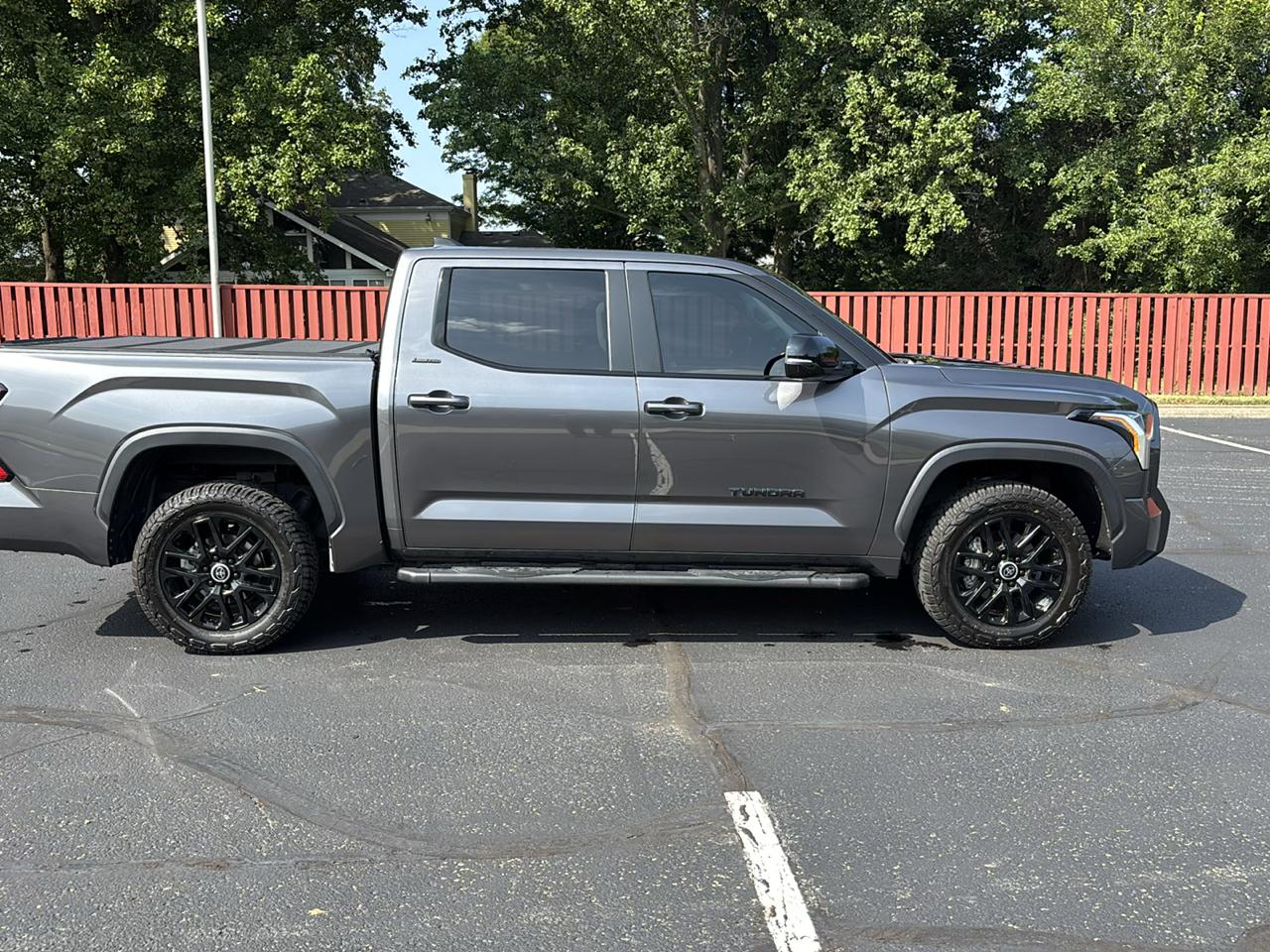 Toyota Tundra 4WD Platinum CrewMax 5.5' Bed (Natl) 2024