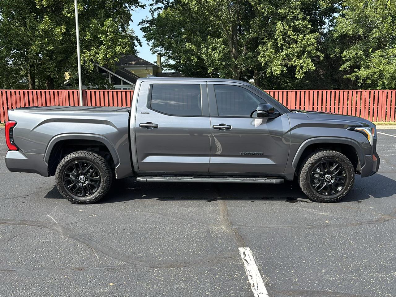 Toyota Tundra 4WD Platinum CrewMax 5.5' Bed (Natl) 2024