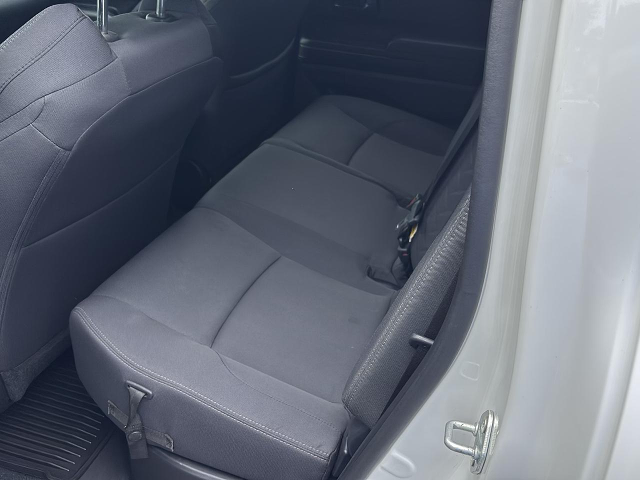 Toyota Tacoma 4WD SR Double Cab 5' Bed AT (Natl) 2024