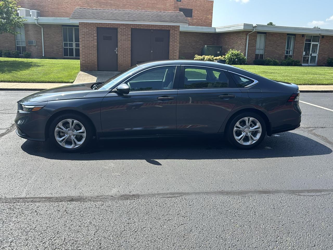 Honda Accord Sedan LX CVT 2024