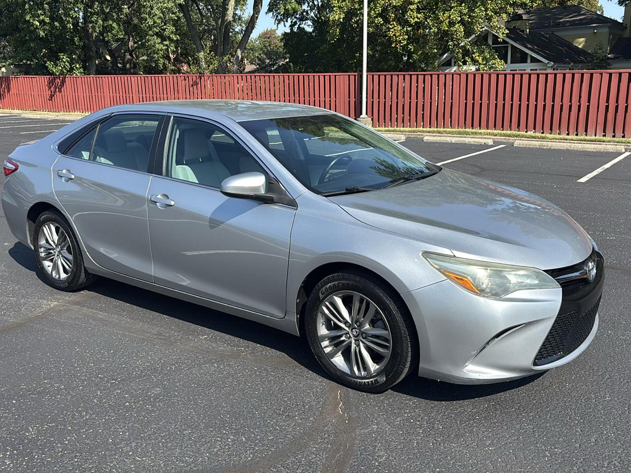2016 Toyota Camry 4dr Sdn I4 Auto SE w/Special Edition Pkg (Natl)