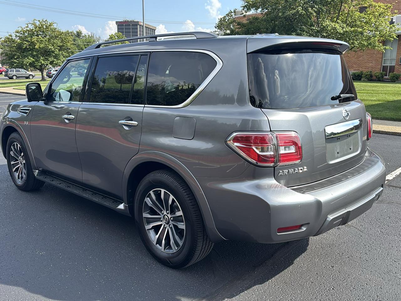 Nissan Armada 4x4 SL 2020