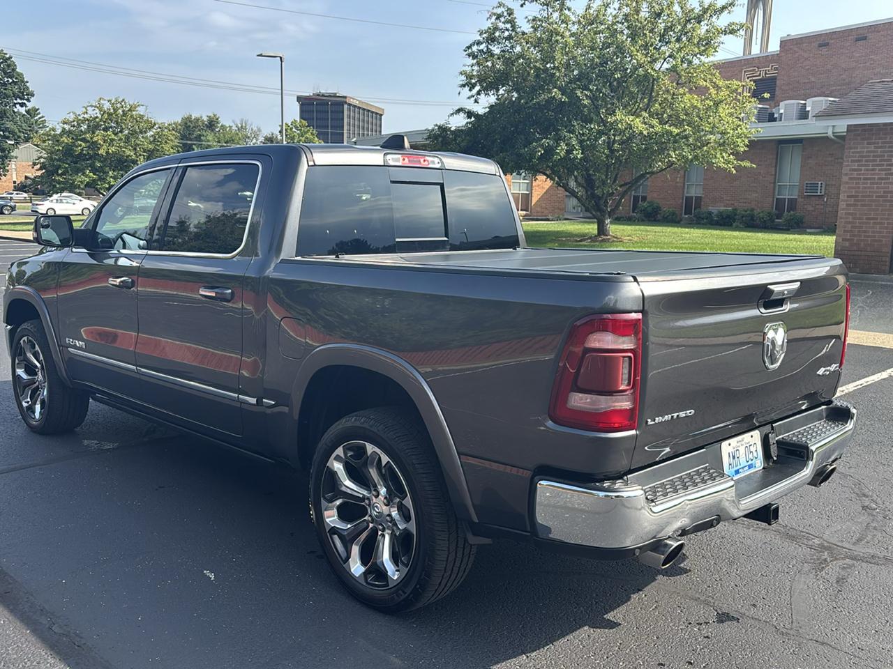 RAM 1500 Limited 4x4 Crew Cab 5'7" Box 2020