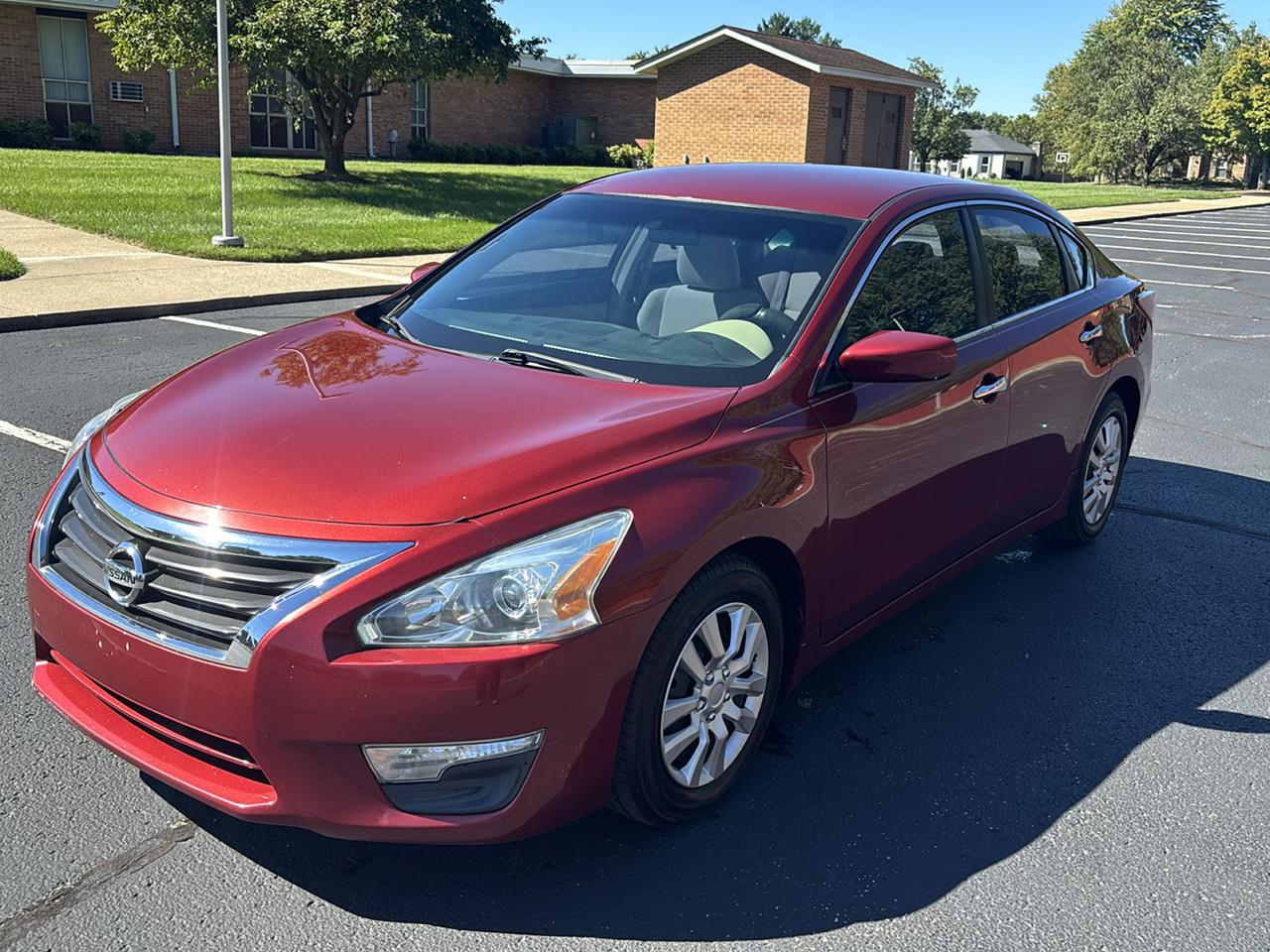 Nissan Altima 4dr Sdn I4 2.5 S 2013