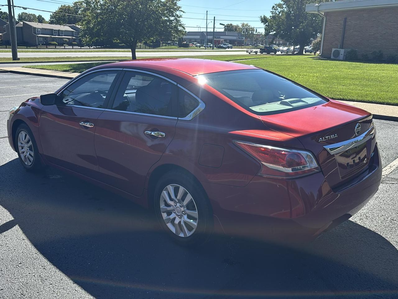 Nissan Altima 4dr Sdn I4 2.5 S 2013