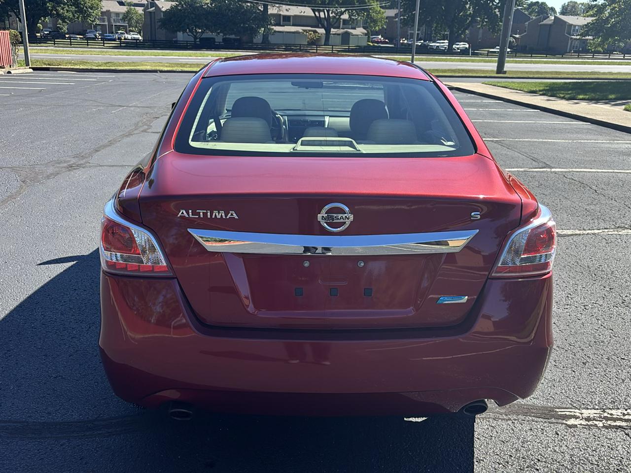 Nissan Altima 4dr Sdn I4 2.5 S 2013