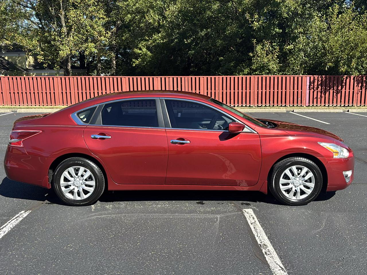 Nissan Altima 4dr Sdn I4 2.5 S 2013
